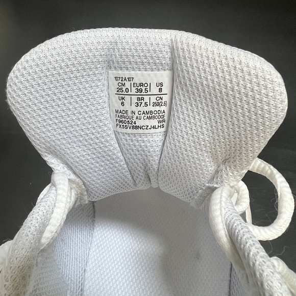 ASICS Upcourt 6 Volleyball Shoes Size 8 - Picture 6 of 6